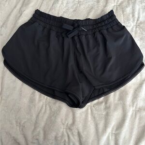 Lululemon hotty hot shorts size 6 black running pickleball outdoor Athleisure